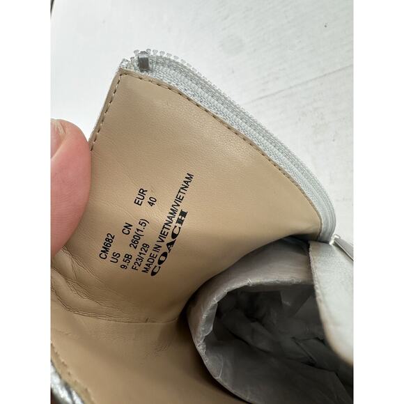 Coach Ankle Noah Bootie Sz 9.5 Silver Metallic Leather Almond Toe Amputee Left - Picture 11 of 15